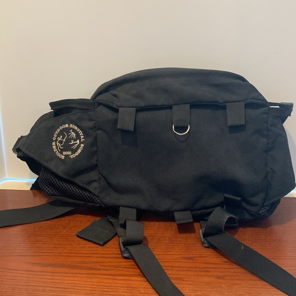 Large Black Hiking Belt Bag for Men or Women with Two Bottle Pockets Unisex - Picture 1 of 7